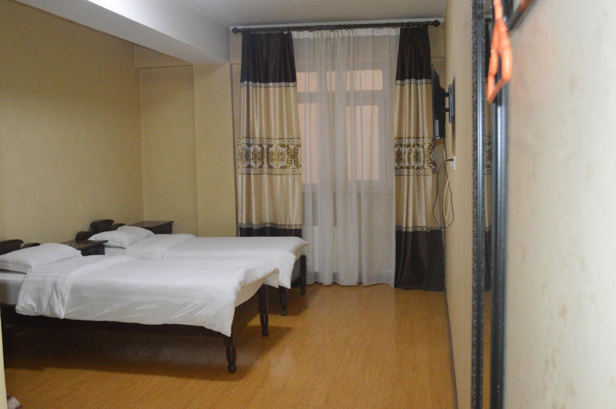 Land Hotel Ułan Bator Zewnętrze zdjęcie