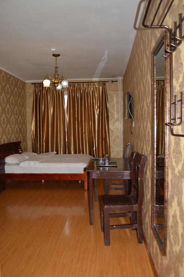 Land Hotel Ułan Bator Zewnętrze zdjęcie